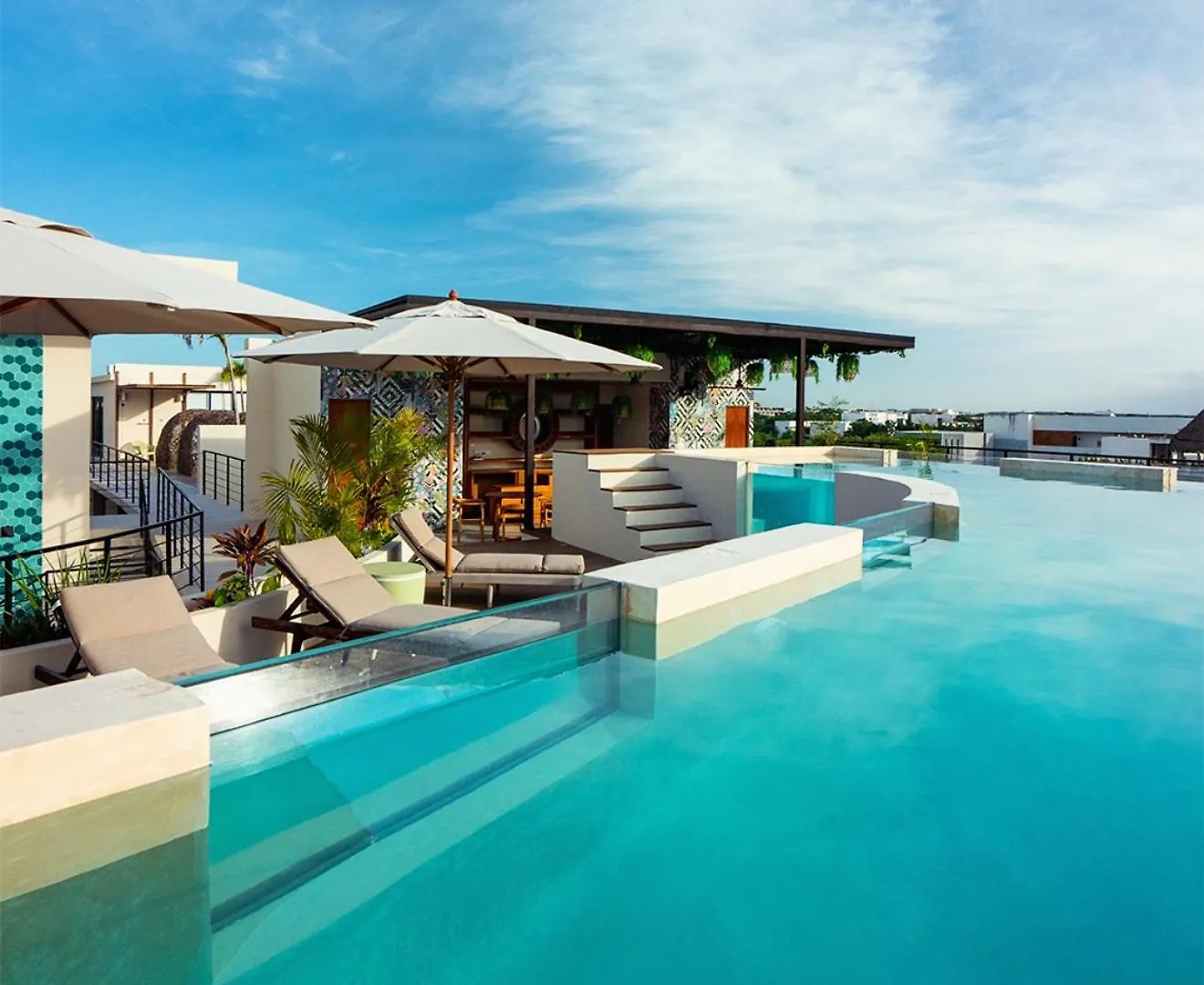 Downtown Penthouse With Private Pool, Rooftop Pool And Gym, Short Distance From Beaches, Restaurants & Nightlife Tulum